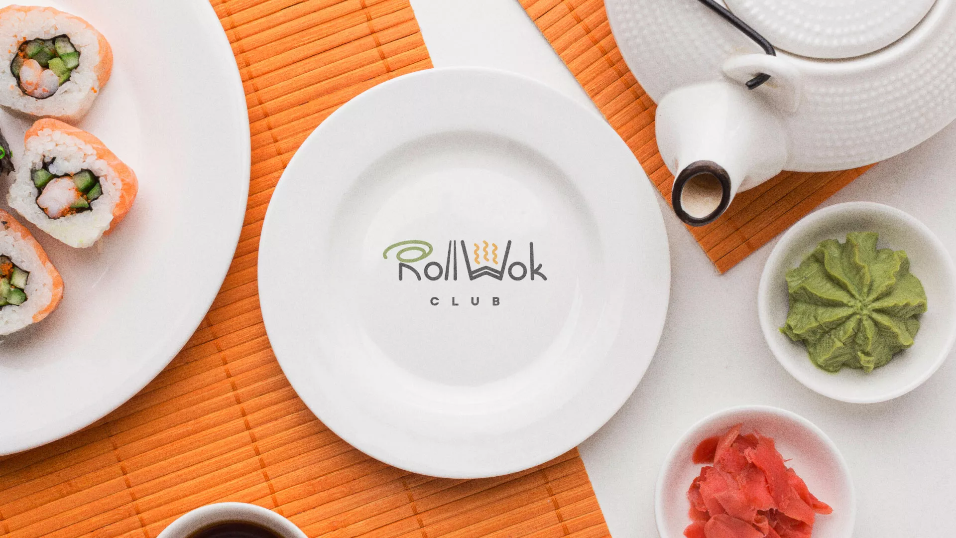 Разработка логотипа и фирменного стиля в Махачкале для суши-бара «Roll Wok Club»